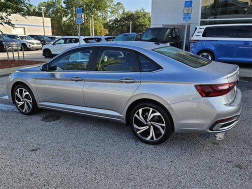 2025 Volkswagen Jetta 1.5T SEL