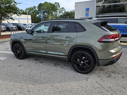 2026 Volkswagen Atlas Cross Sport 2.0T SEL