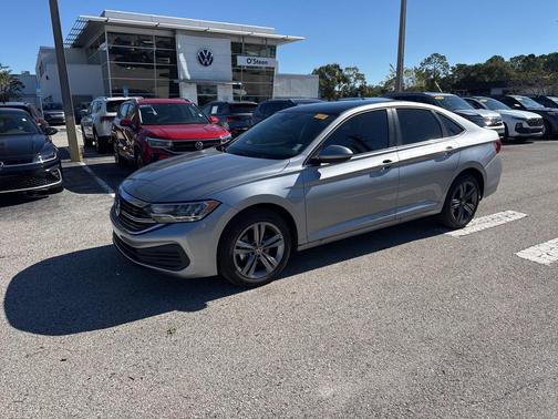 2023 Volkswagen Jetta 1.5T SE