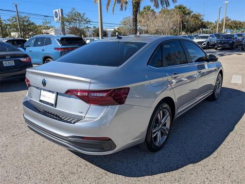 2023 Volkswagen Jetta 1.5T SE