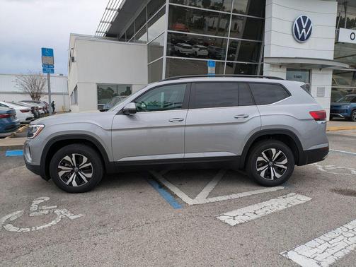 2026 Volkswagen Atlas 2.0T SE