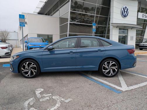 Monterey Blue Pearl 2026 Volkswagen Jetta 1.4T SEL