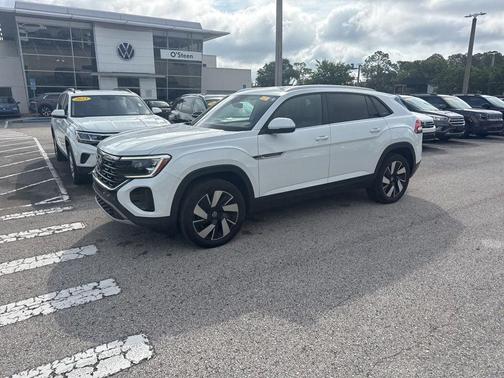 Pure White 2024 Volkswagen Atlas Cross Sport 2.0T SE w/Technology