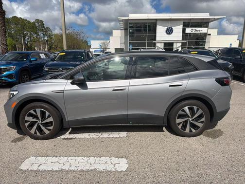Silver Mist Metallic 2023 Volkswagen ID.4 Pro