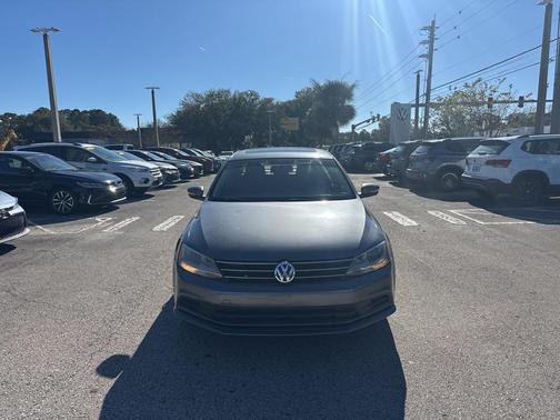 2015 Volkswagen Jetta 2.0L TDI SE w/Connectivity