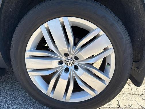 2019 Volkswagen Atlas 3.6L SE w/Technology