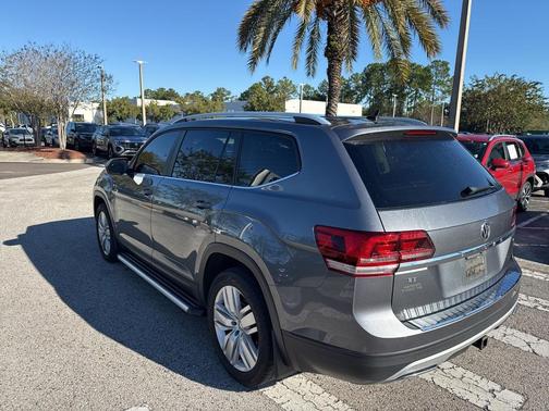 2019 Volkswagen Atlas 3.6L SE w/Technology