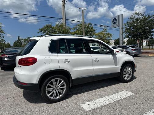 2012 Volkswagen Tiguan SE