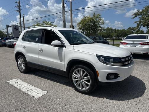 2012 Volkswagen Tiguan SE