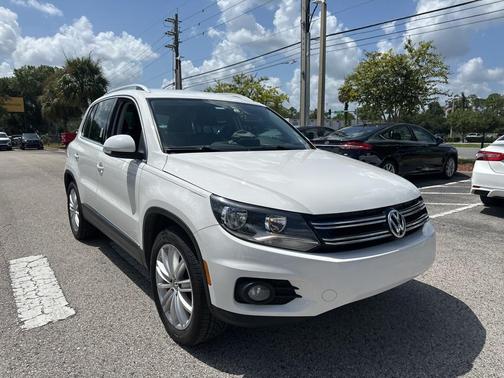 2012 Volkswagen Tiguan SE