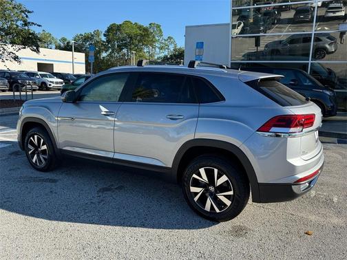 2023 Volkswagen Atlas Cross Sport 2.0T SE