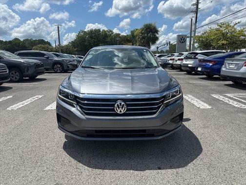2022 Volkswagen Passat 2.0T Limited Edition