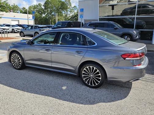 2022 Volkswagen Passat 2.0T Limited Edition