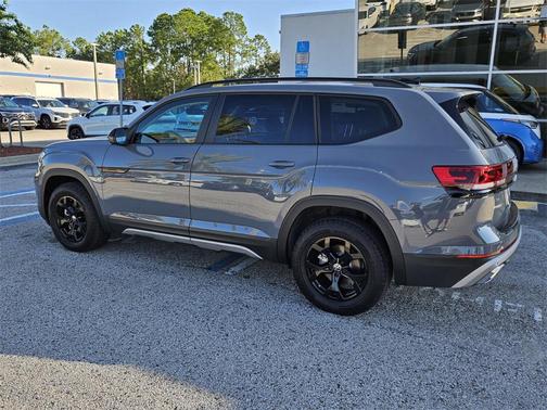 2025 Volkswagen Atlas 2.0T Peak Edition