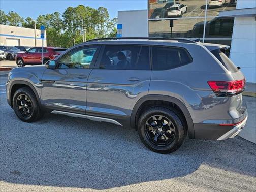2025 Volkswagen Atlas 2.0T Peak Edition