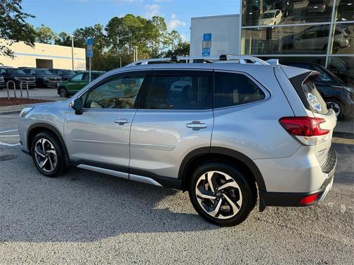 2022 Subaru Forester Touring