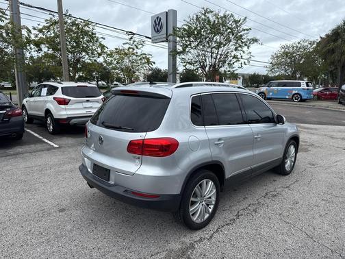 2016 Volkswagen Tiguan SE