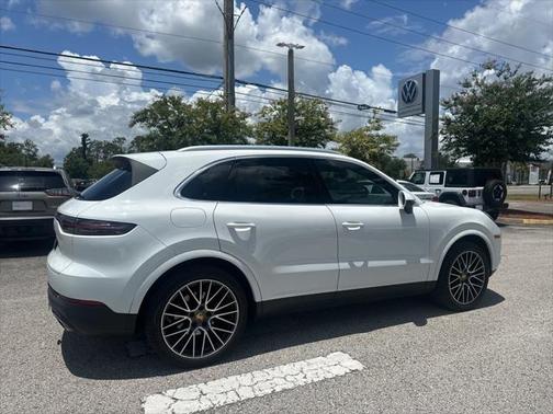 2019 Porsche Cayenne Base