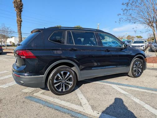 2024 Volkswagen Tiguan 2.0T S