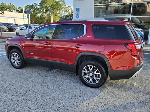 2023 GMC Acadia FWD SLT