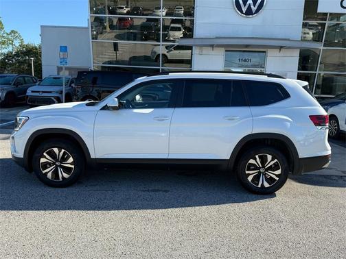 2026 Volkswagen Atlas 2.0T SE