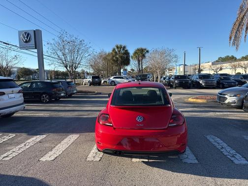 2019 Volkswagen Beetle 2.0T S
