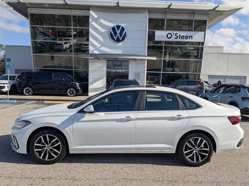 2026 Volkswagen Jetta 1.4T SE