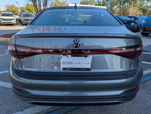 Platinum Gray Metallic 2026 Volkswagen Jetta 1.4T S