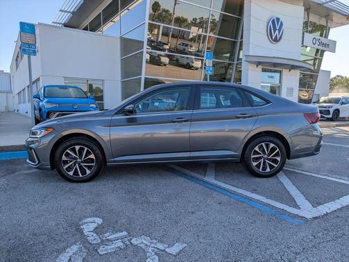 Platinum Gray Metallic 2026 Volkswagen Jetta 1.4T S