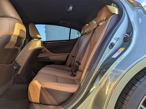 2019 Lexus ES 350 Luxury