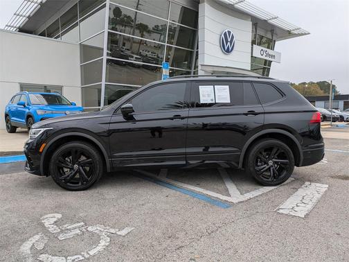 2023 Volkswagen Tiguan 2.0T SE R-Line Black 4MOTION