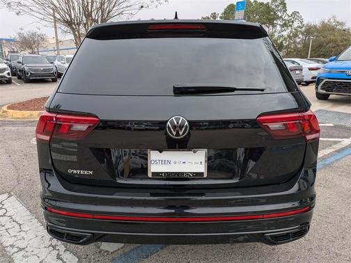 2023 Volkswagen Tiguan 2.0T SE R-Line Black 4MOTION