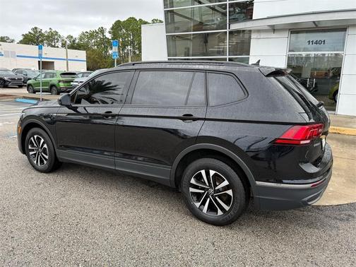 2023 Volkswagen Tiguan 2.0T S