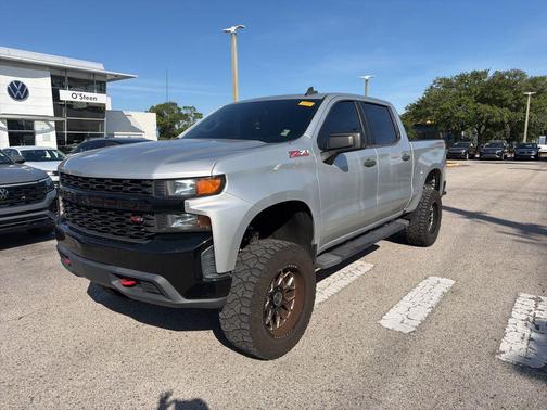 Silver Ice Metallic 2021 Chevrolet Silverado 1500 Custom Trail Boss