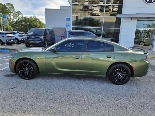 2018 Dodge Charger SXT Plus