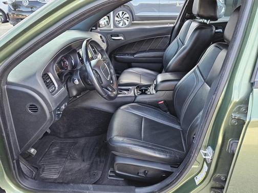 2018 Dodge Charger SXT Plus