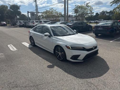 2022 Honda Civic Touring