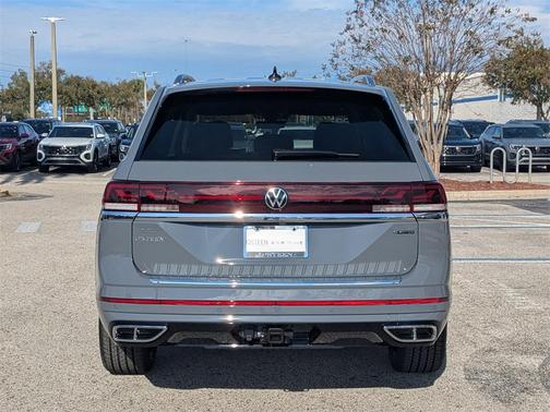 2026 Volkswagen Atlas 2.0T SEL Premium R-Line 4MOTION
