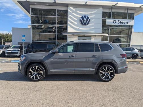 2026 Volkswagen Atlas 2.0T SEL Premium R-Line 4MOTION