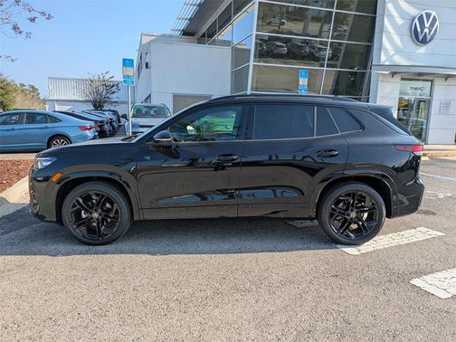 2026 Volkswagen Tiguan 2.0T SE R-Line Black