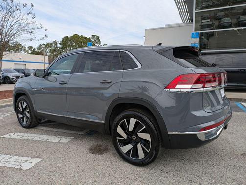 2026 Volkswagen Atlas Cross Sport 2.0T SEL Premium