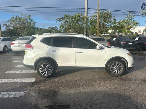 2015 Nissan Rogue SL
