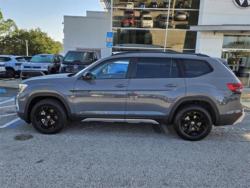 2026 Volkswagen Atlas 2.0T Peak Edition