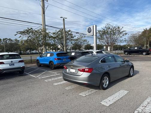 2023 Chevrolet Malibu FWD 1LT