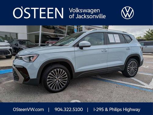 2025 Volkswagen Taos 1.5T SE