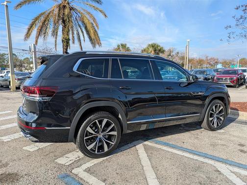 2026 Volkswagen Atlas 2.0T SEL Premium R-Line 4MOTION