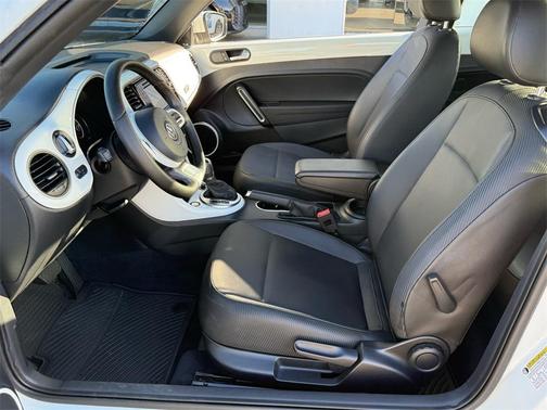 2019 Volkswagen Beetle 2.0T SE