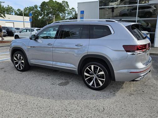 2026 Volkswagen Atlas 2.0T SEL Premium R-Line 4MOTION