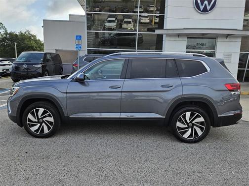 2025 Volkswagen Atlas 2.0T SEL