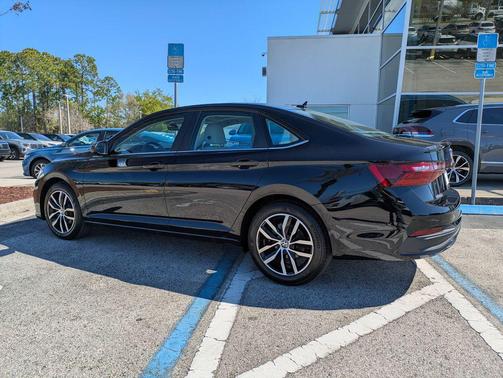 2026 Volkswagen Jetta 1.4T SE